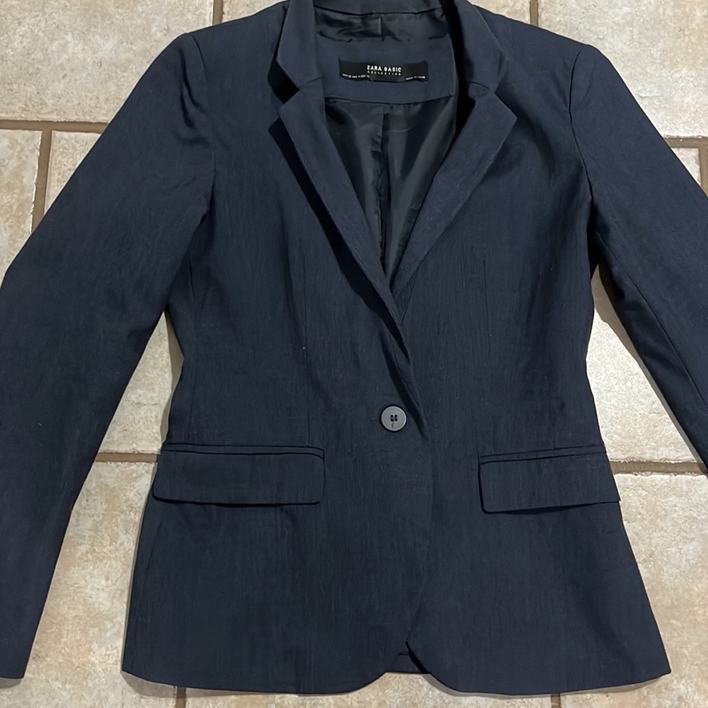 Zara Basic Collection Fitted Dark Navy Blue Blazer